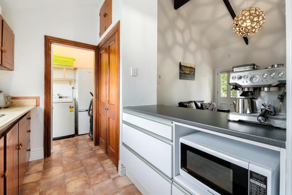 Central Peach - Queenstown Holiday Home Eksteriør bilde