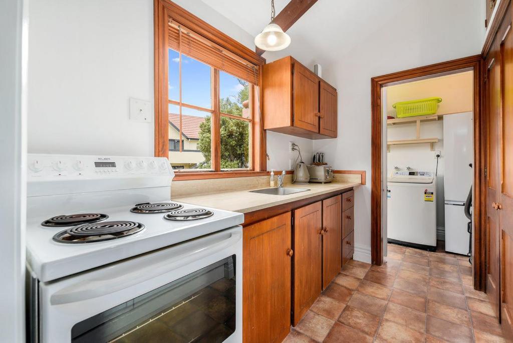Central Peach - Queenstown Holiday Home Eksteriør bilde