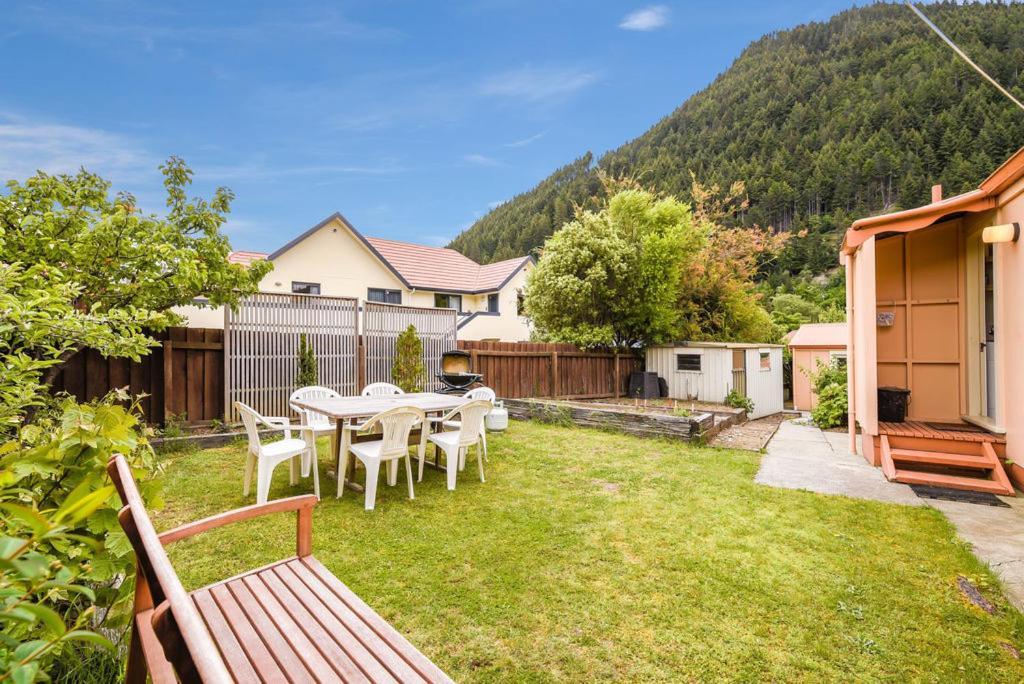 Central Peach - Queenstown Holiday Home Eksteriør bilde